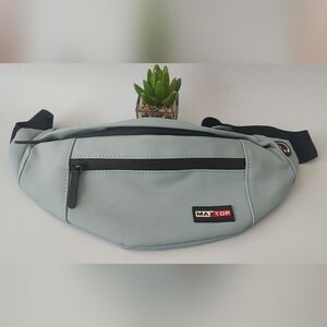 Crossbody MAXTOP Large  with 4-Zipper Pockets  for Enjoy Sports  Color Blue New